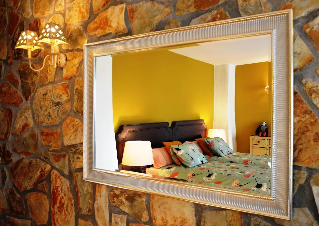 Competa Suites 0*,